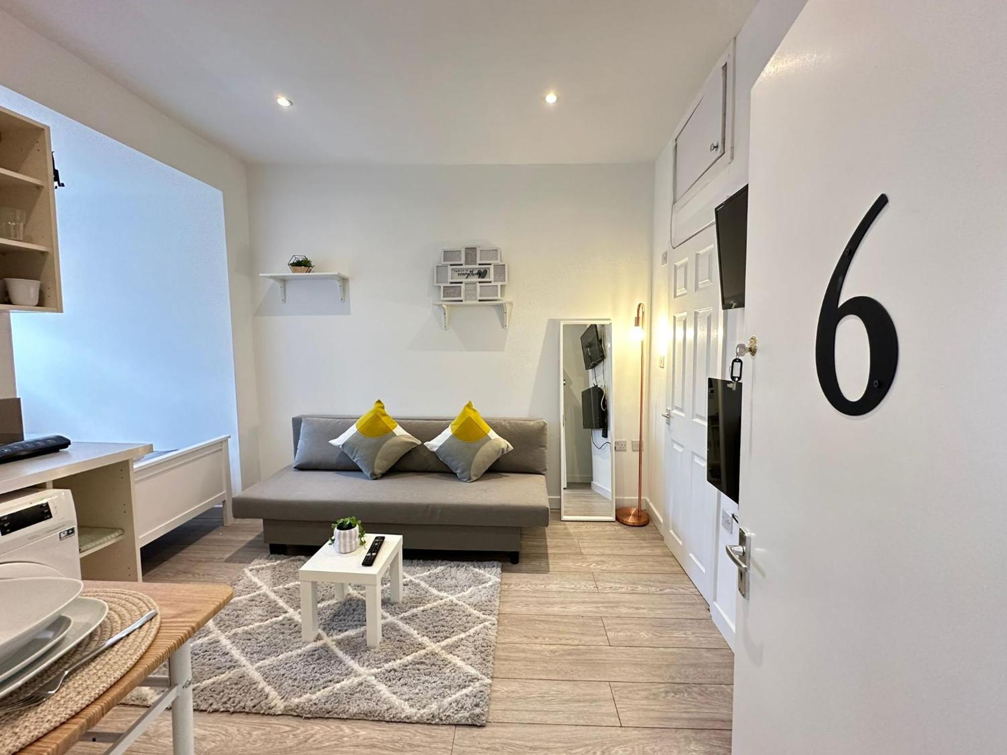Comfortable Family In Appartamento *